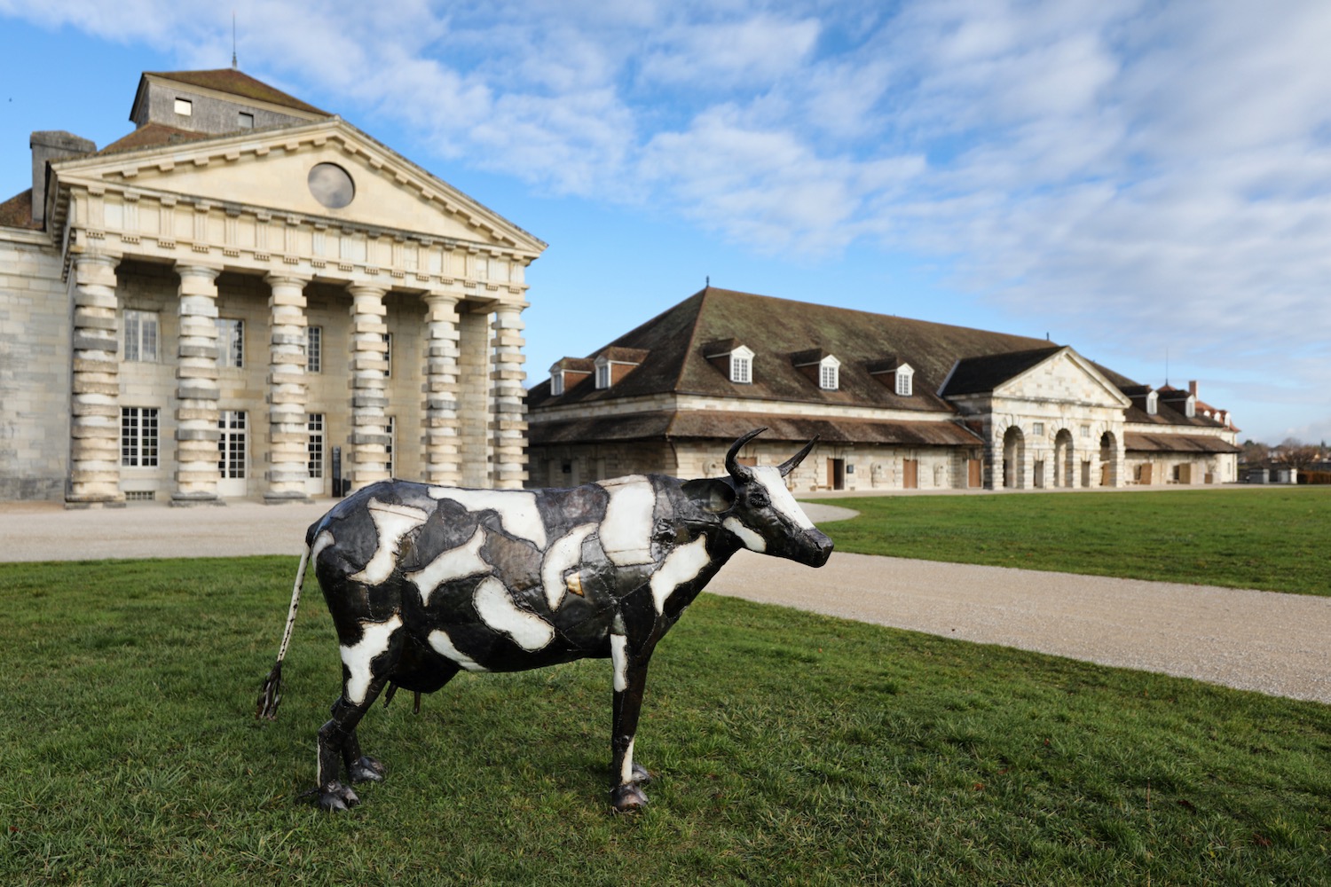 Vache métal recyclé